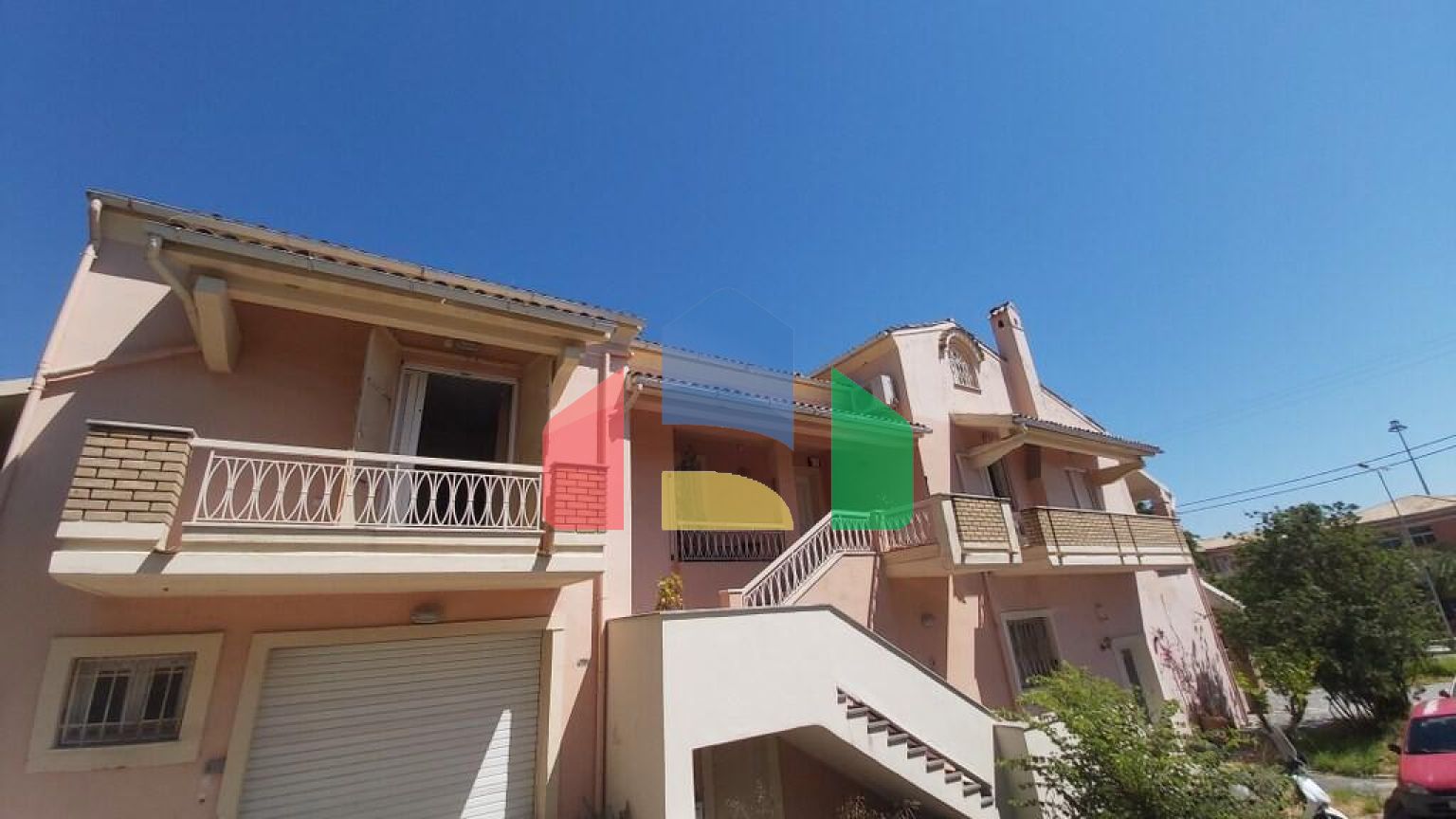 Продаж - Таунхаус 400 m² на о. Корфу