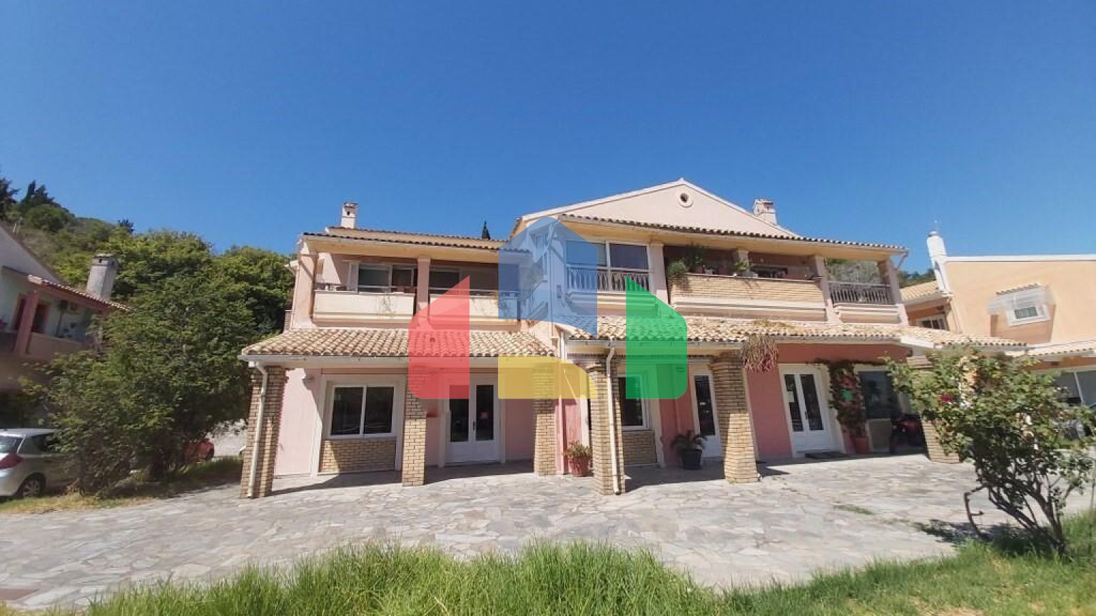 Продаж - Таунхаус 400 m² на о. Корфу