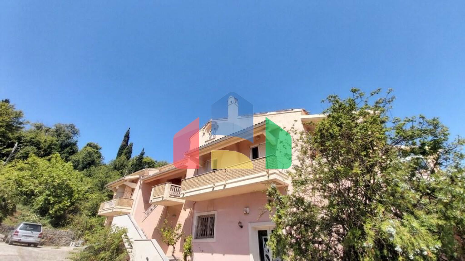 Продаж - Таунхаус 400 m² на о. Корфу