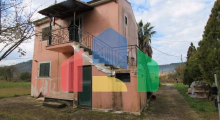 Продаж - Котедж 80 m² на о. Корфу