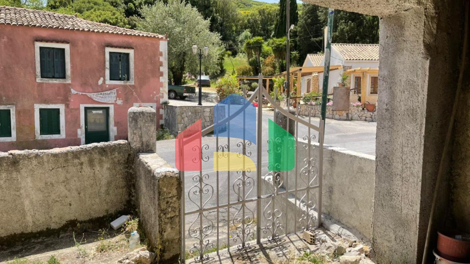 Продаж - Будівля 160 m² на о. Корфу