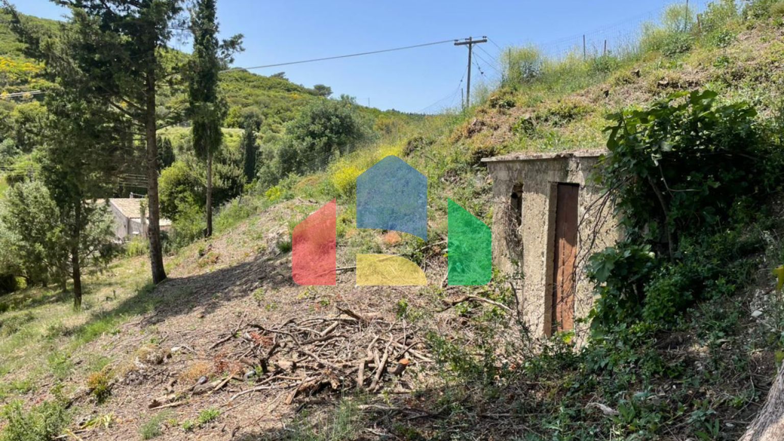 Продаж - Будівля 160 m² на о. Корфу