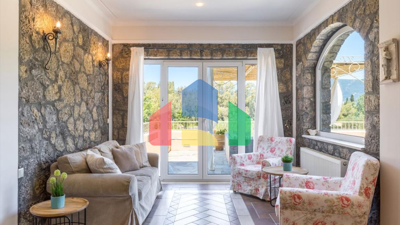 Продажа - Вилла 300 m² на о. Корфу