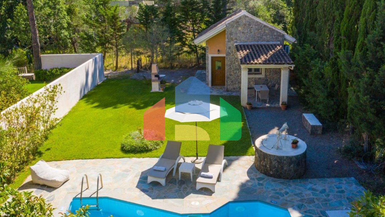 Продажа - Вилла 300 m² на о. Корфу