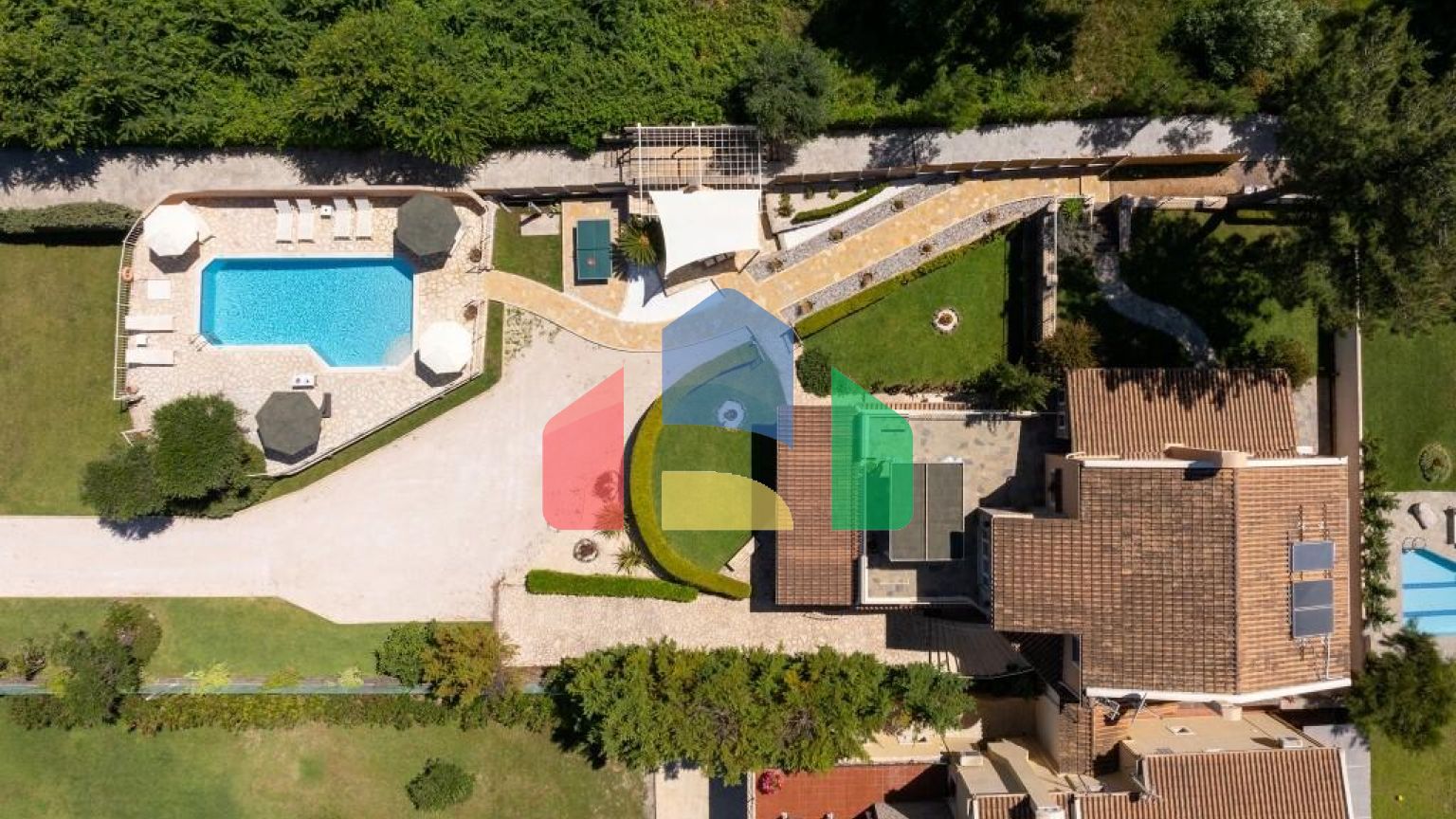 Продажа - Вилла 300 m² на о. Корфу