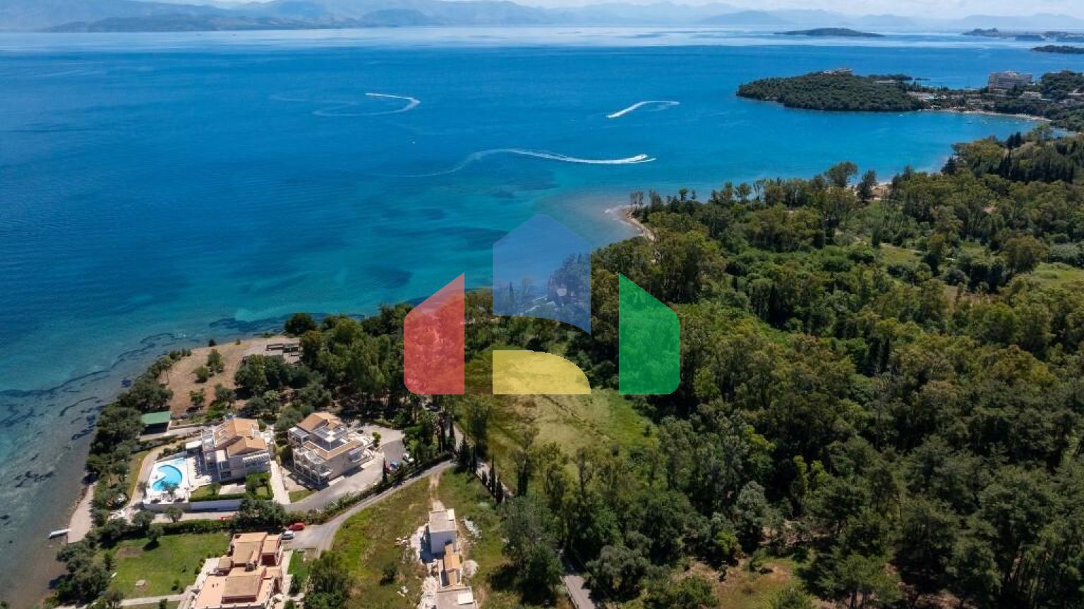 Продажа - Вилла 300 m² на о. Корфу