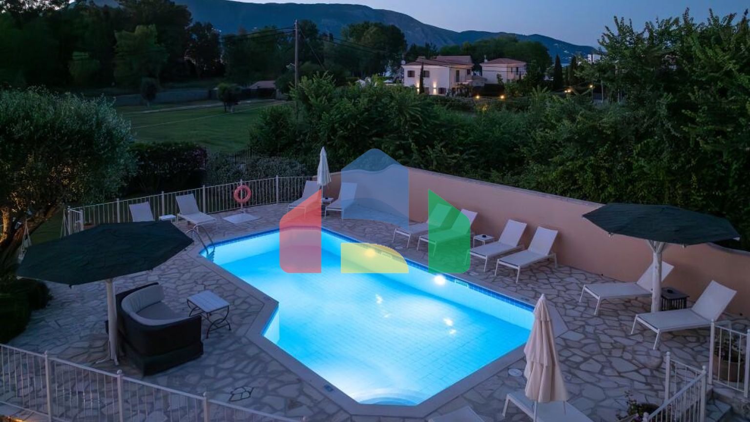 Продажа - Вилла 300 m² на о. Корфу