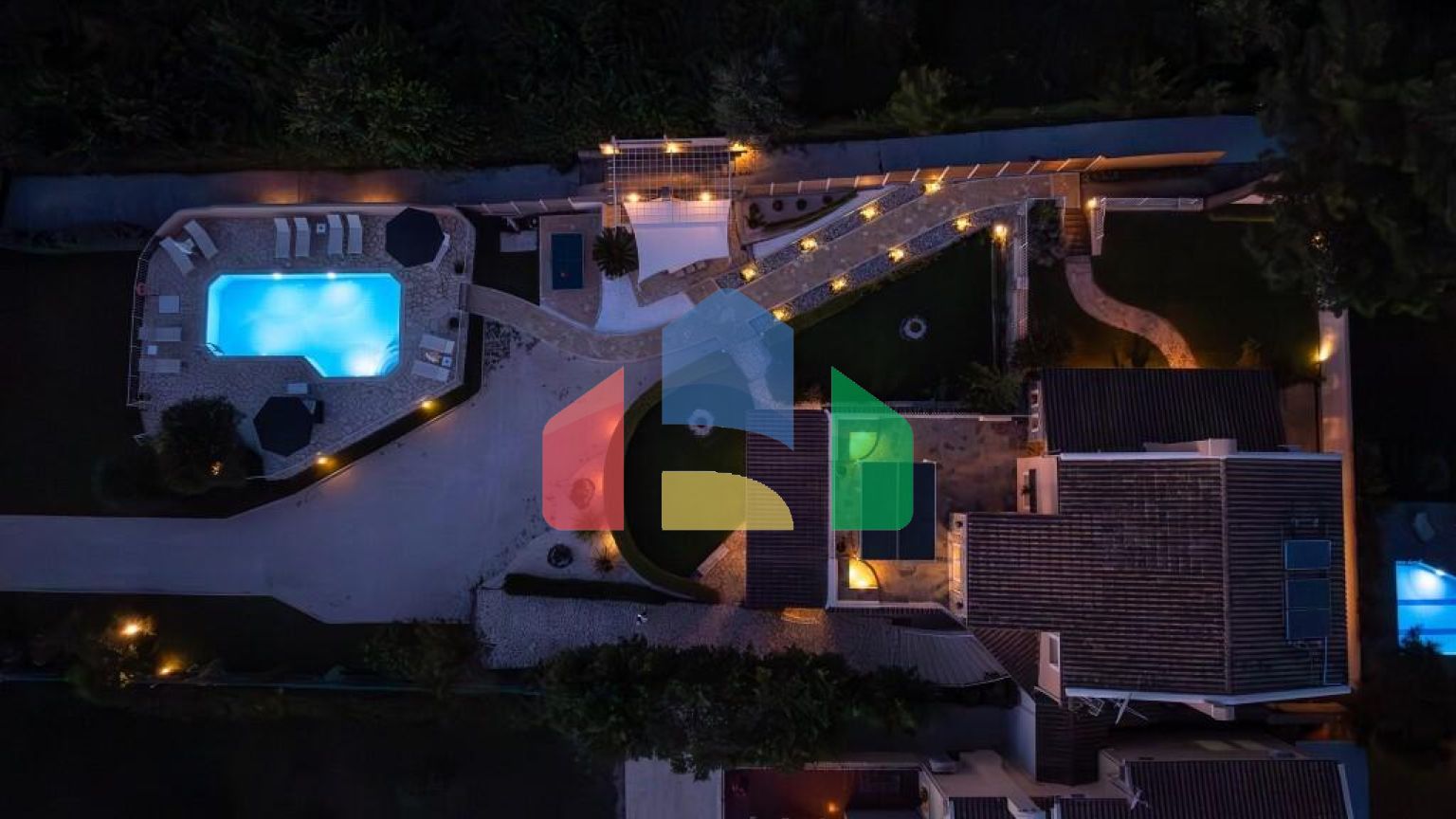 Продажа - Вилла 300 m² на о. Корфу