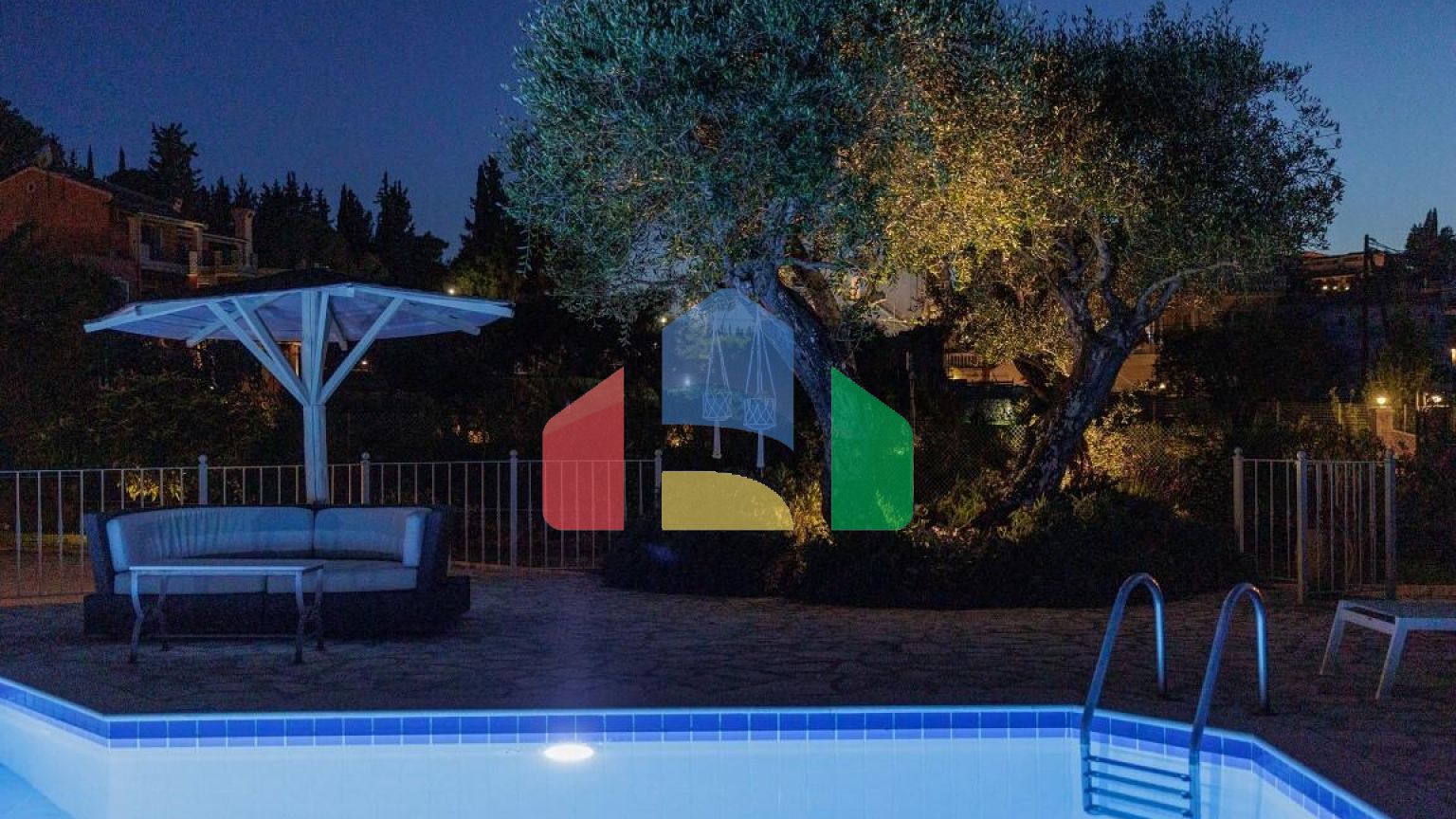 Продажа - Вилла 300 m² на о. Корфу