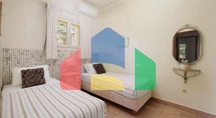 Продажа - Вилла 300 m² на о. Корфу