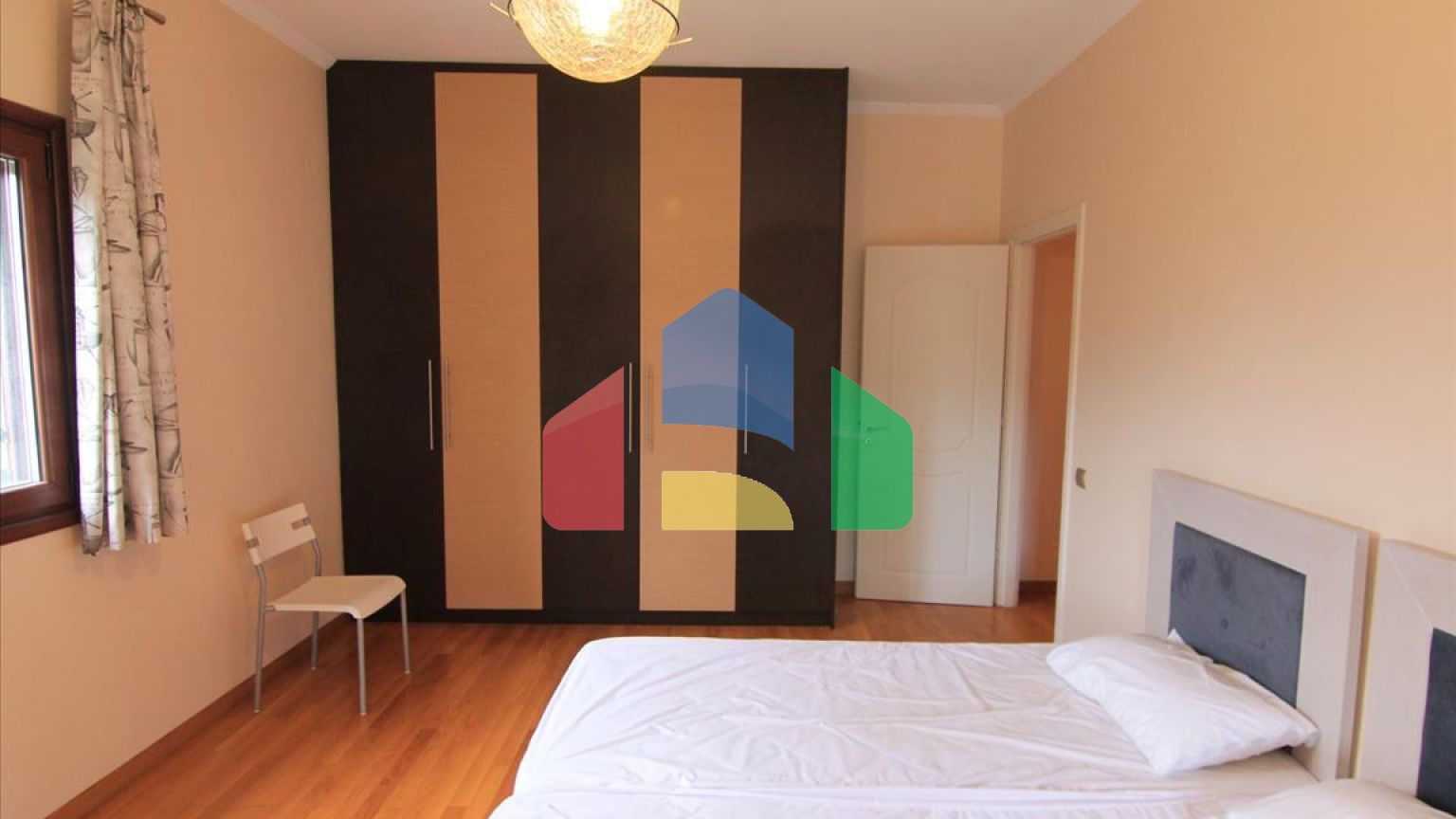 Продаж - Котедж 350 m² на о. Корфу