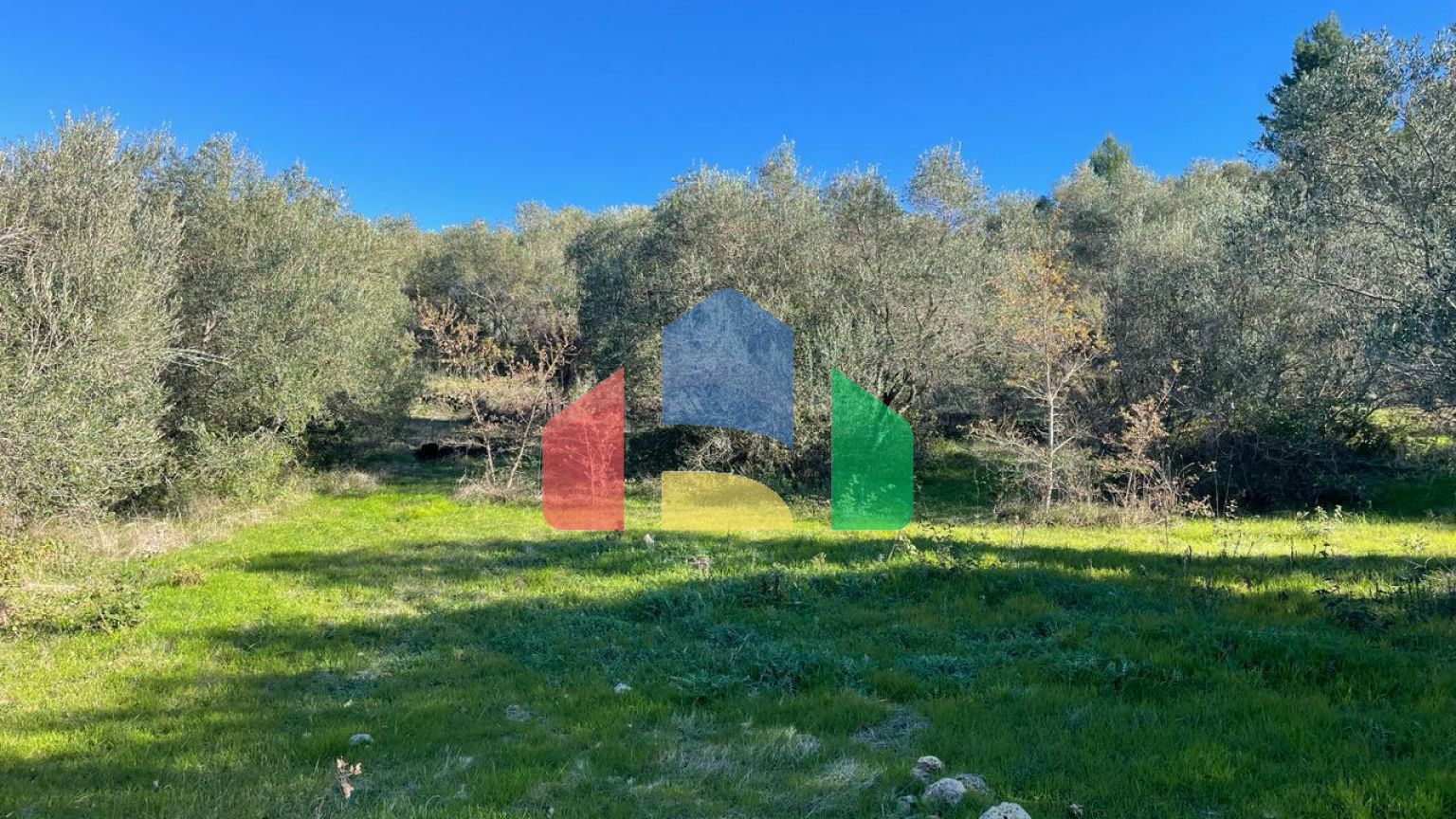 Продажа - Земельный участок 14529 m² на о. Корфу