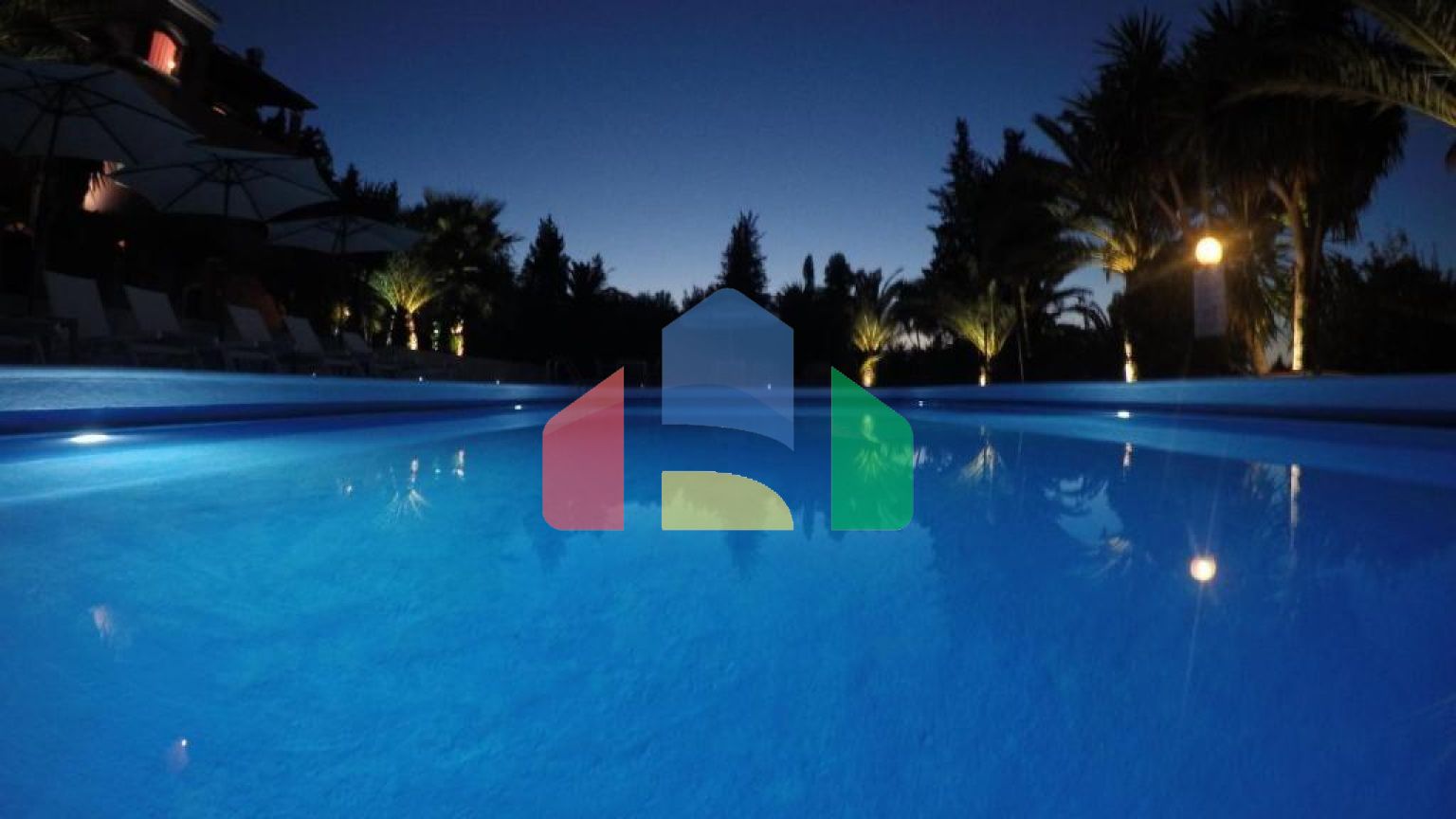 Продажа - Гостиница 500 m² на о. Корфу