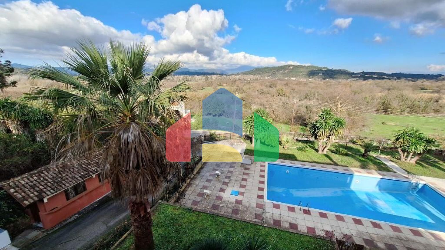 Продажа - Гостиница 500 m² на о. Корфу