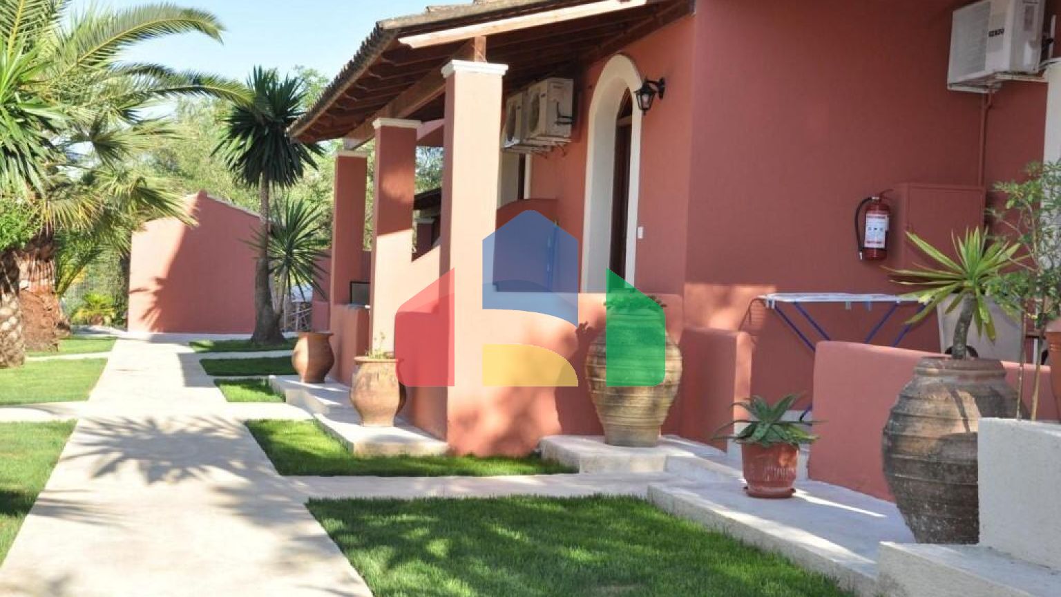 Продажа - Гостиница 500 m² на о. Корфу