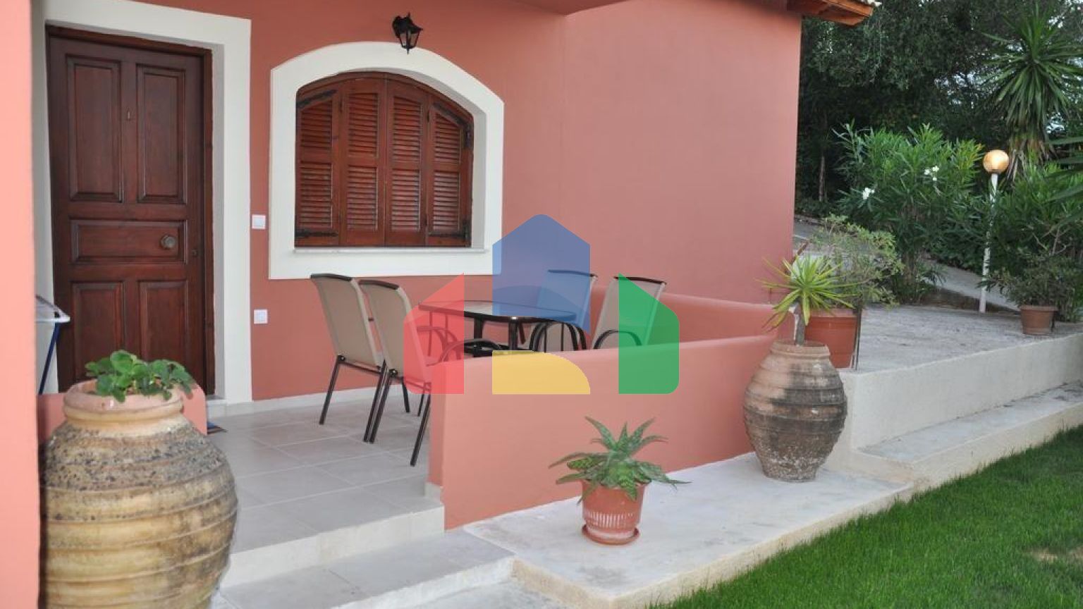 Продажа - Гостиница 500 m² на о. Корфу