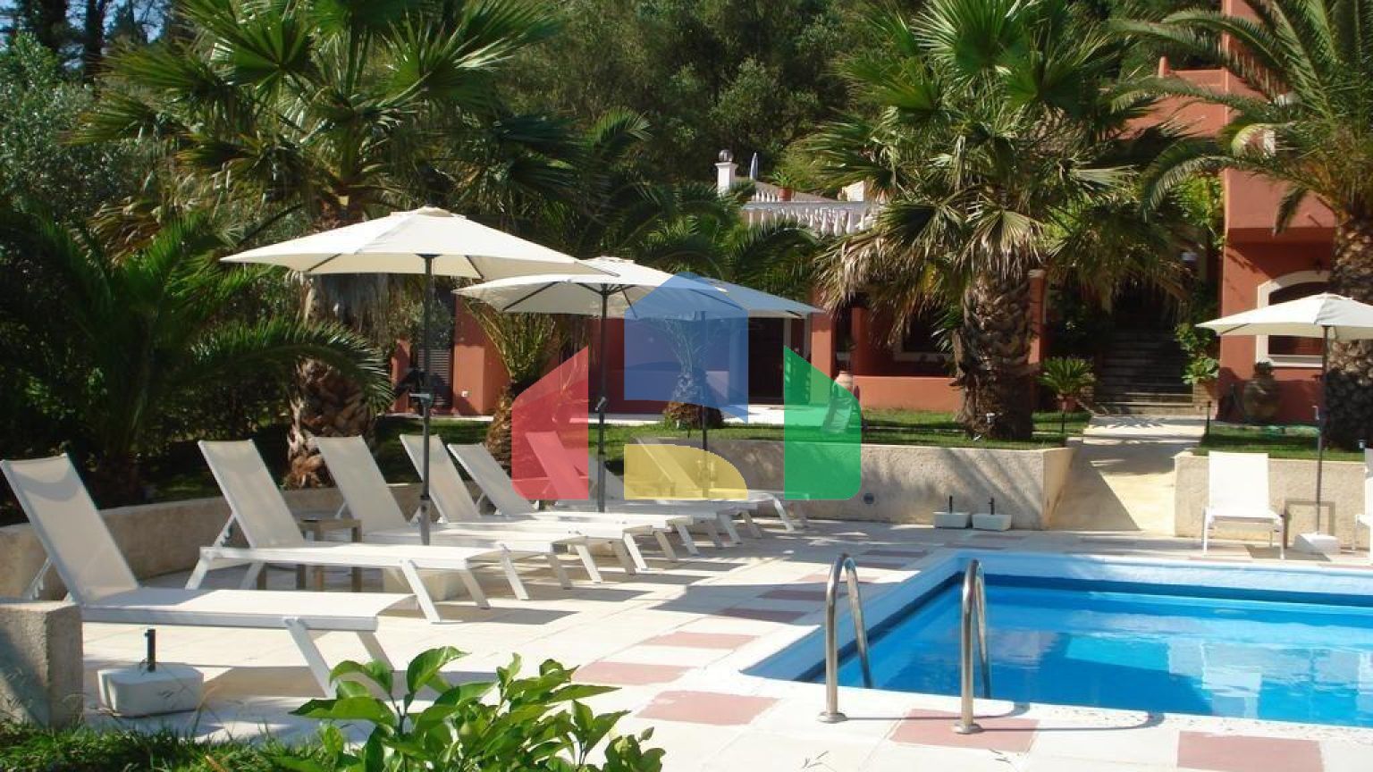 Продажа - Гостиница 500 m² на о. Корфу