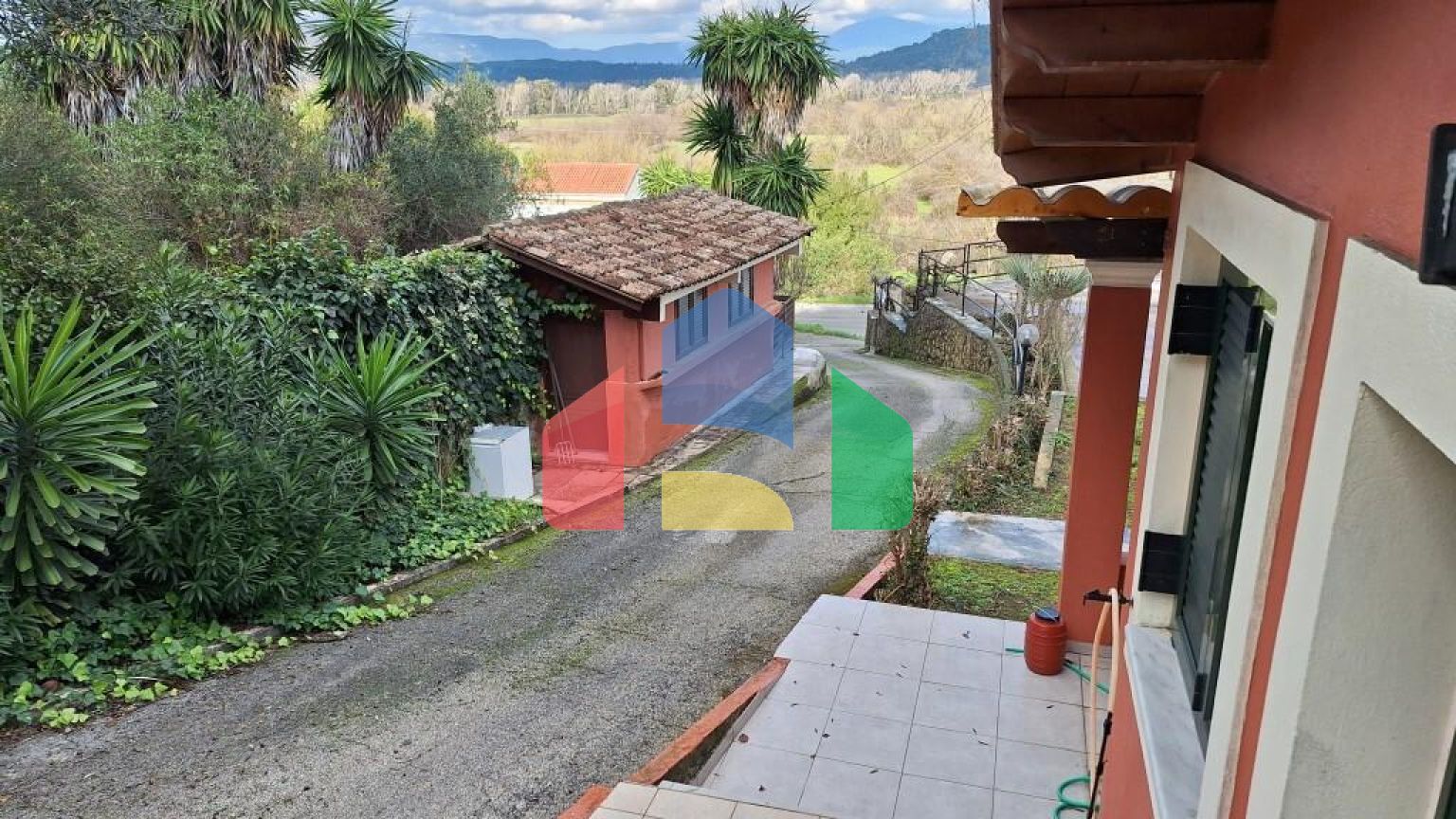 Продажа - Гостиница 500 m² на о. Корфу