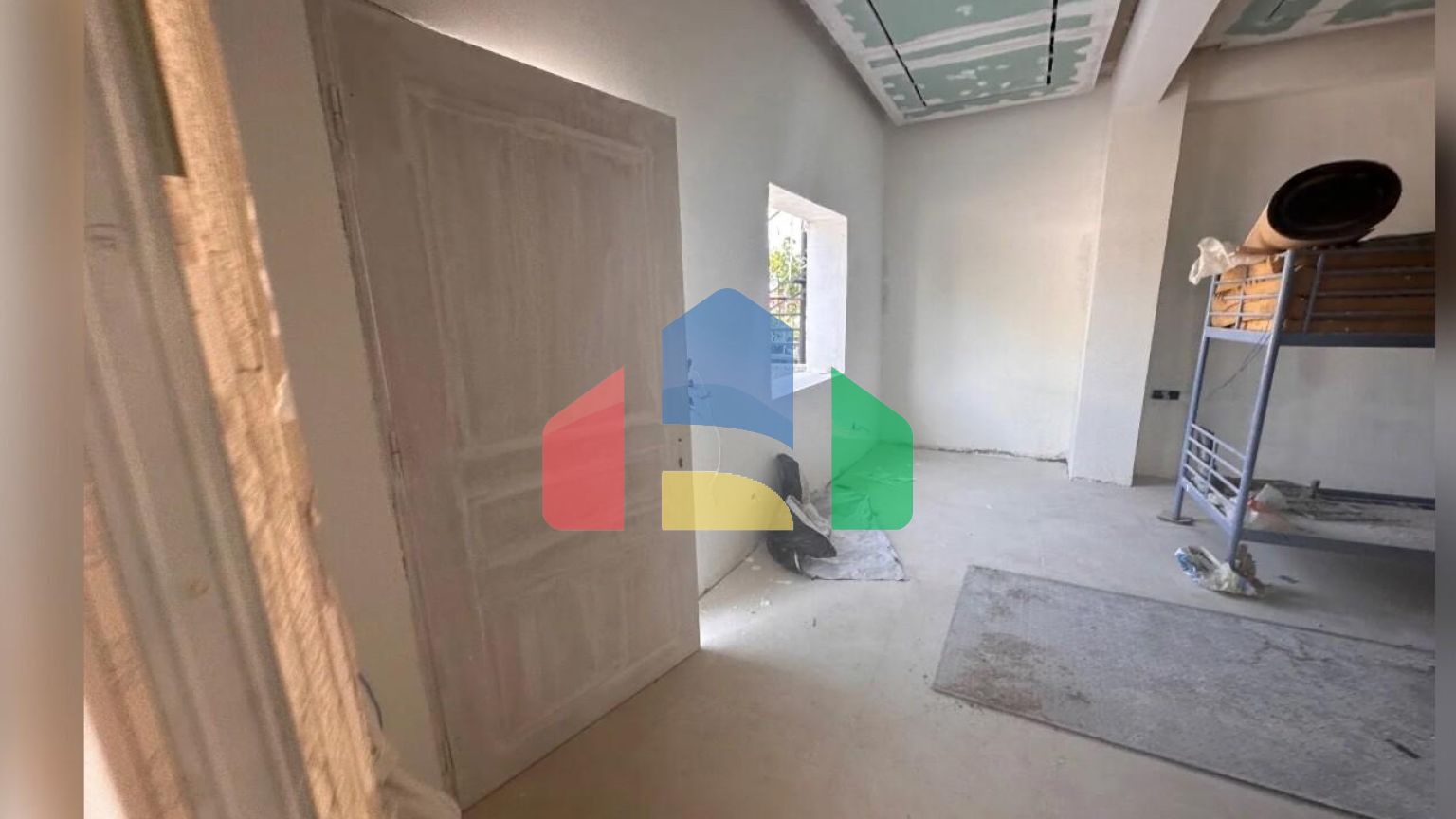 Продаж - Будівля 225 m² на о. Корфу