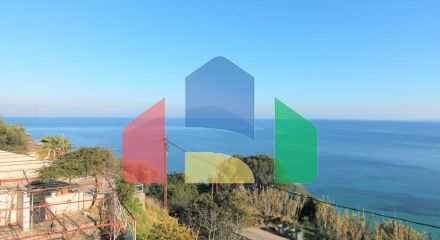 Продажа - Коттедж 110 m² на о. Корфу