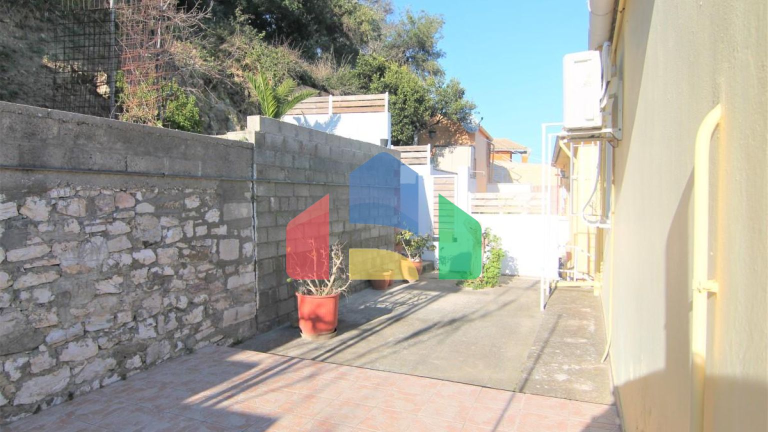 Продажа - Коттедж 110 m² на о. Корфу