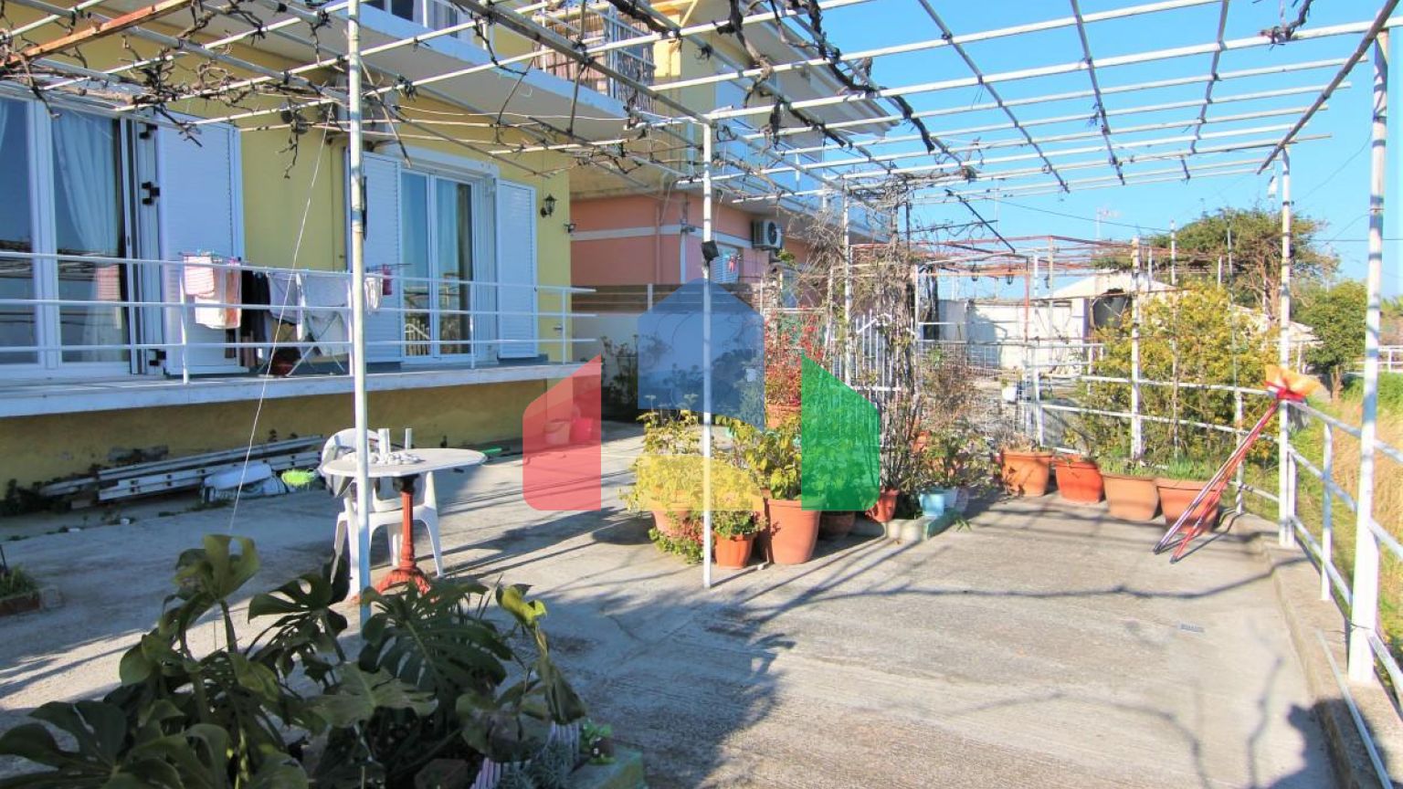 Продажа - Коттедж 110 m² на о. Корфу