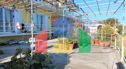 Продажа - Коттедж 110 m² на о. Корфу