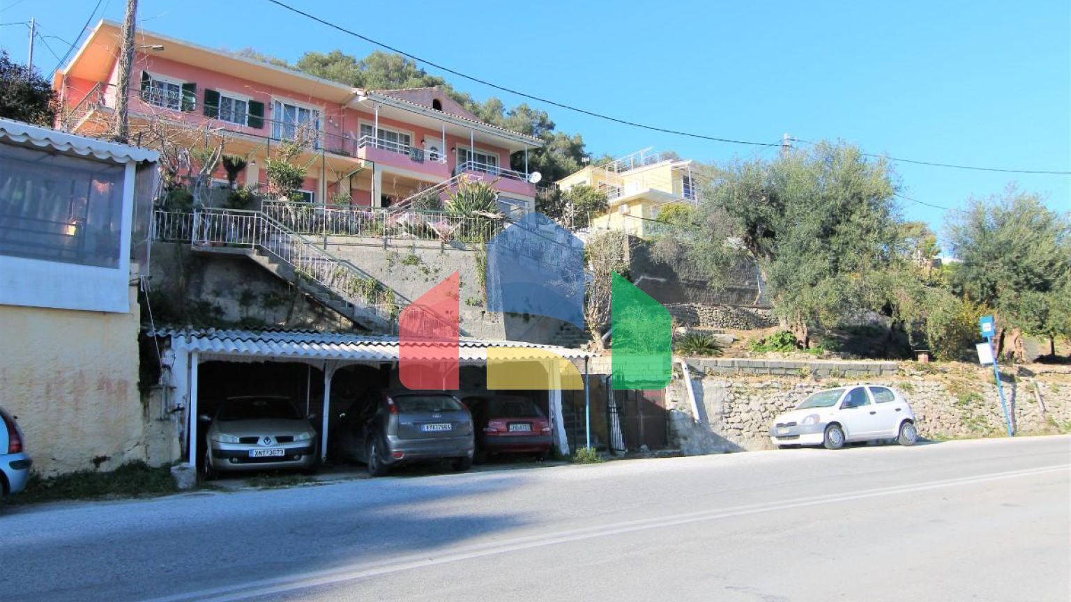 Продажа - Коттедж 110 m² на о. Корфу