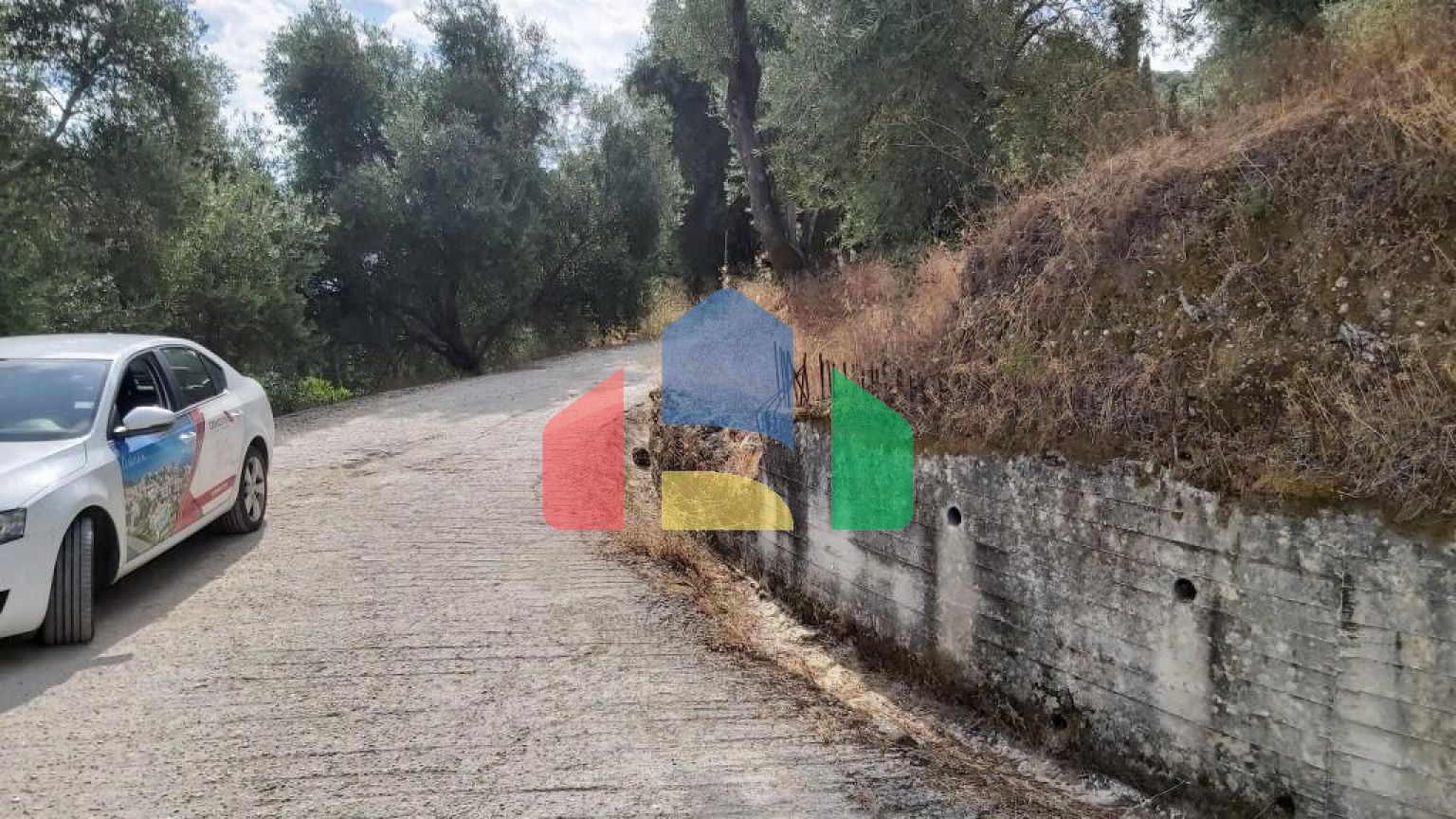 Продажа - Земельный участок 2120 m² на о. Корфу