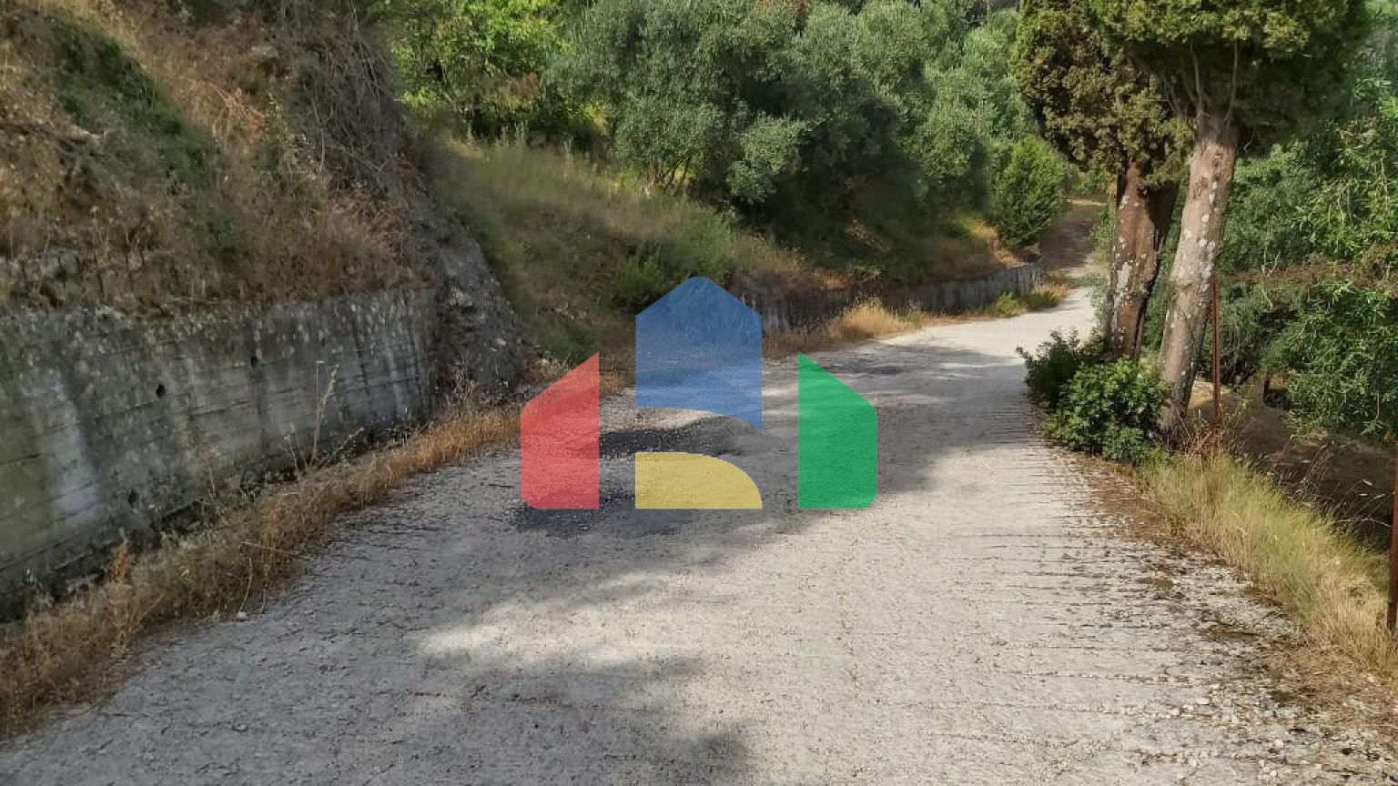 Продажа - Земельный участок 2120 m² на о. Корфу