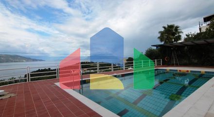 For Sale - Hotel 500 m² in Corfu
