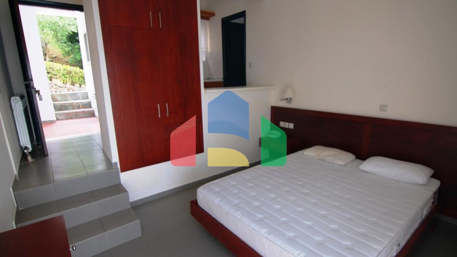 Продажа - Гостиница 500 m² на о. Корфу