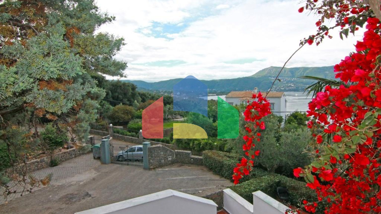 Продажа - Гостиница 500 m² на о. Корфу