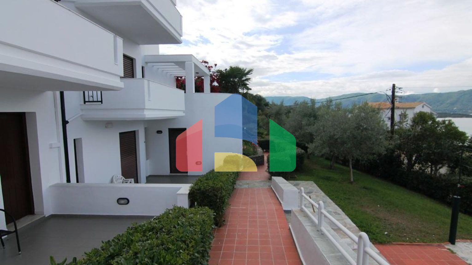 Продажа - Гостиница 500 m² на о. Корфу