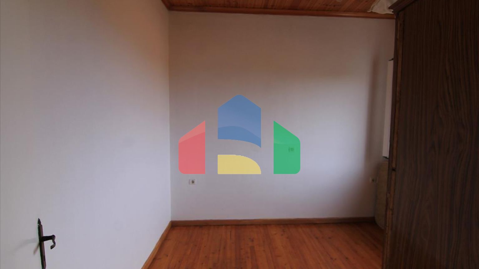 Продаж - Таунхаус 70 m² на о. Корфу