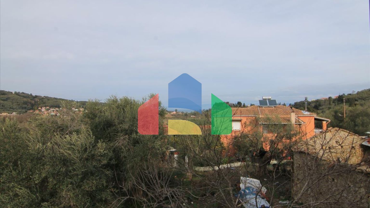 Продаж - Таунхаус 70 m² на о. Корфу