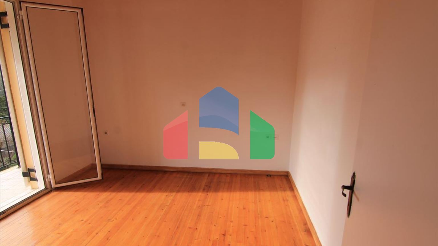 Продаж - Таунхаус 70 m² на о. Корфу