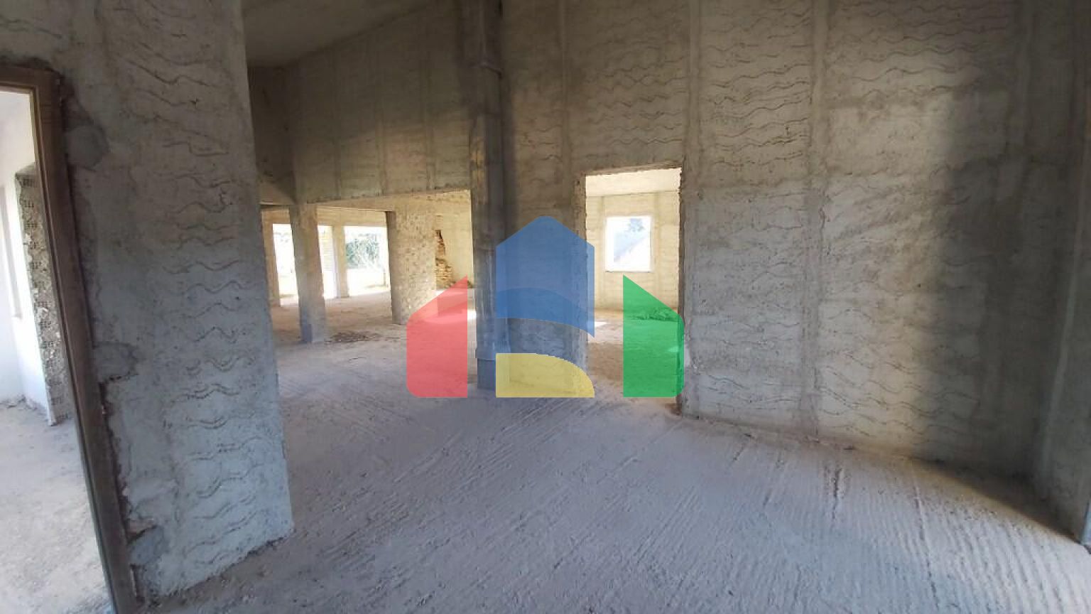 Продаж - Котедж 368 m² на о. Корфу