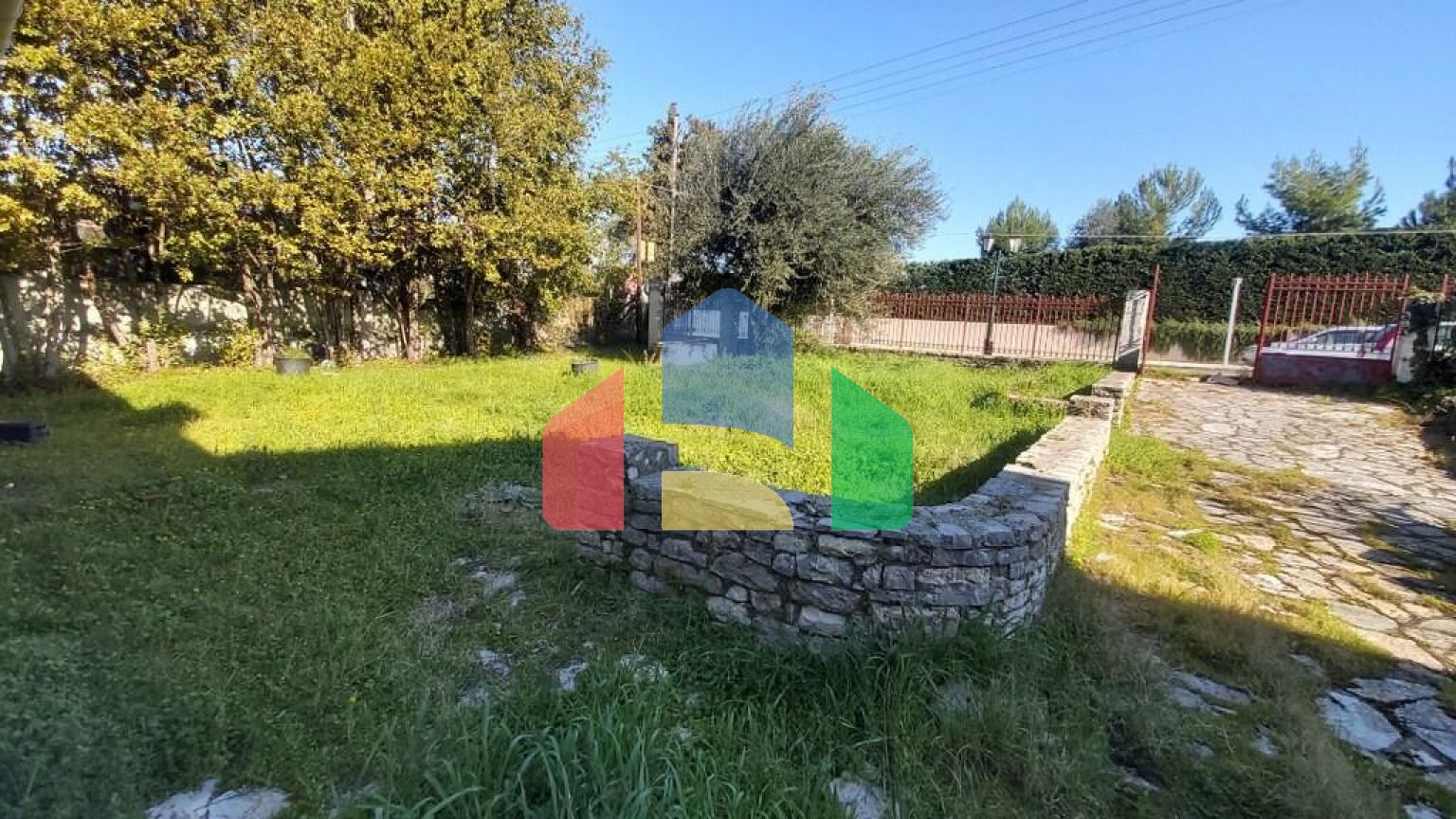 Продаж - Котедж 368 m² на о. Корфу