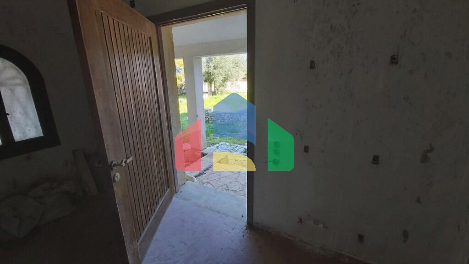 Продаж - Котедж 368 m² на о. Корфу