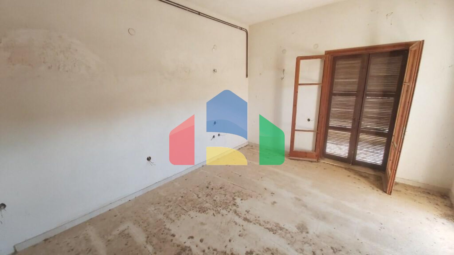 Продаж - Котедж 368 m² на о. Корфу