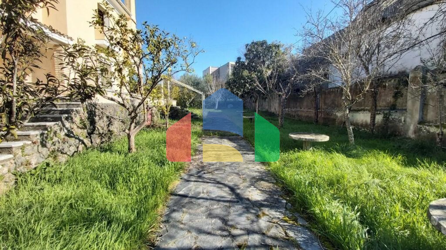 Продаж - Котедж 368 m² на о. Корфу