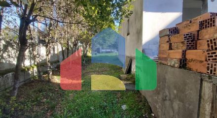 Продаж - Котедж 368 m² на о. Корфу