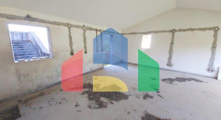 Продаж - Котедж 368 m² на о. Корфу