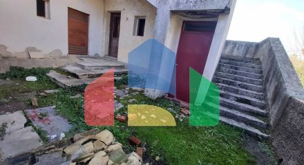 Продаж - Котедж 368 m² на о. Корфу