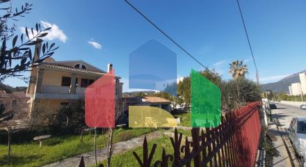 Продаж - Котедж 368 m² на о. Корфу