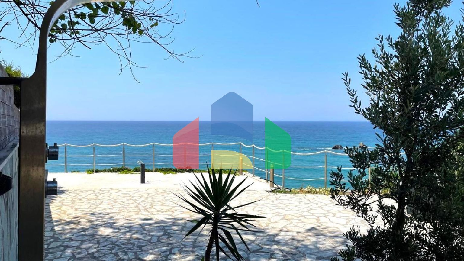 Продаж - Таунхаус 104 m² на о. Корфу