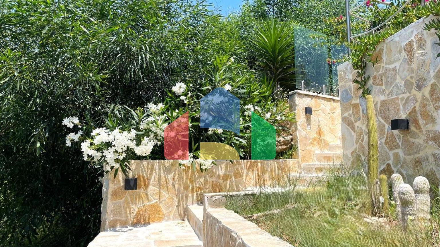 Продаж - Таунхаус 104 m² на о. Корфу