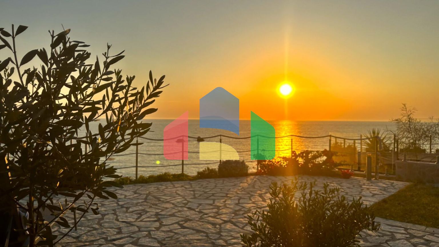 Продаж - Таунхаус 104 m² на о. Корфу