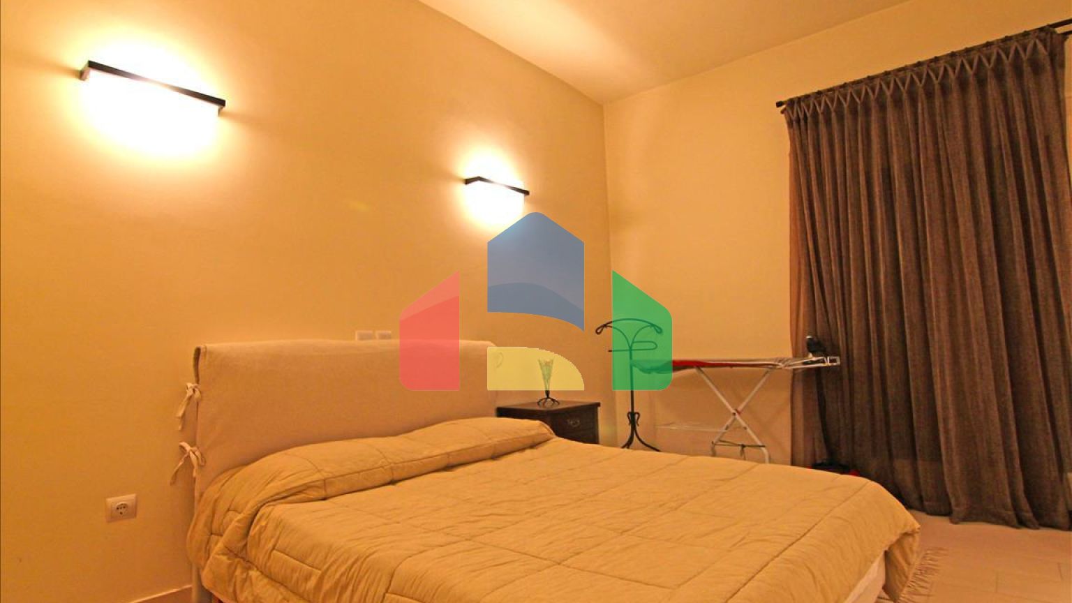 Продаж - Котедж 275 m² на о. Корфу